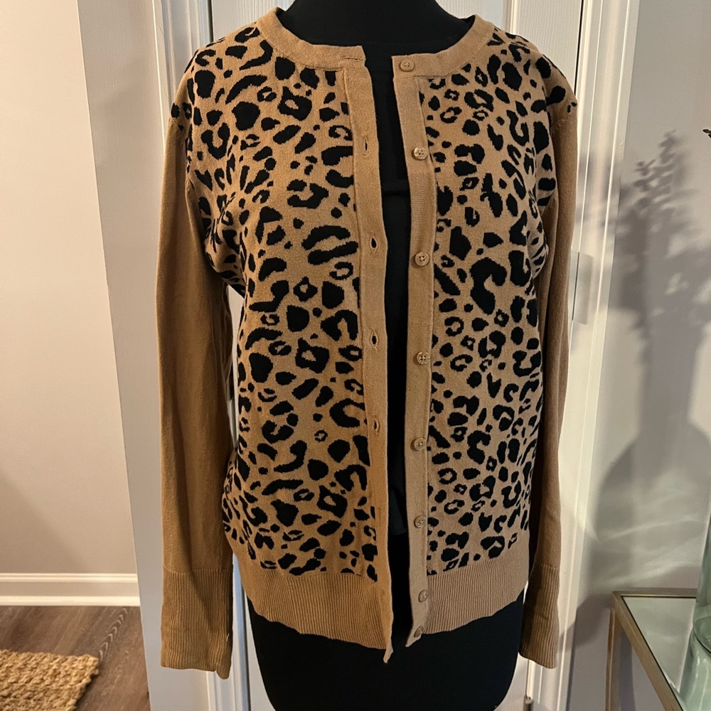 Merona neutral animal print long-sleeved cardigan size XL, like new